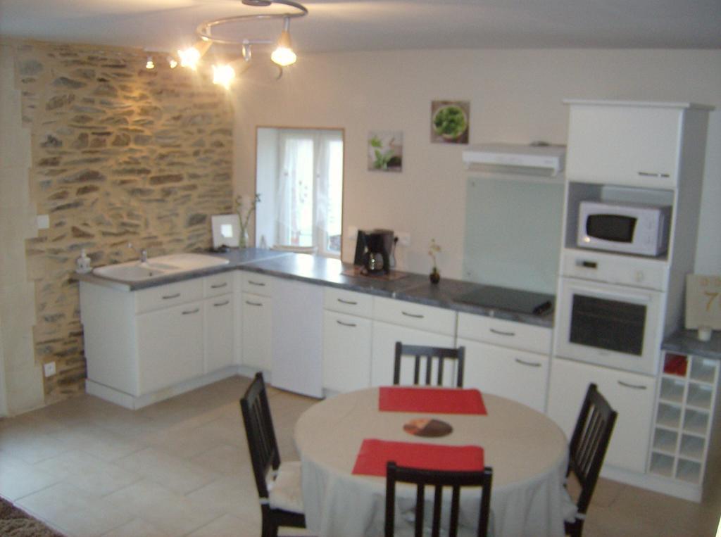 Gite Des Forges Saint-Lo Szoba fotó